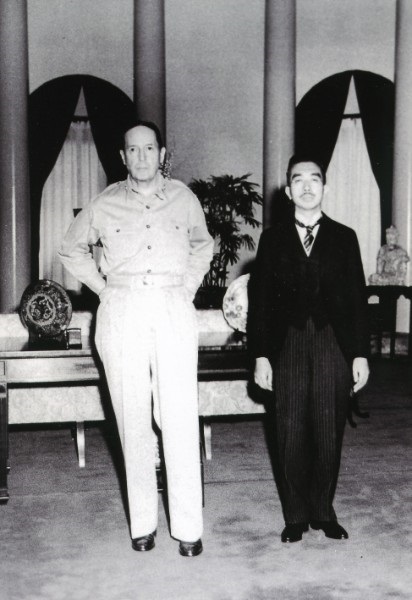 �}�b�J�[�T�[�Ə��a�V�c